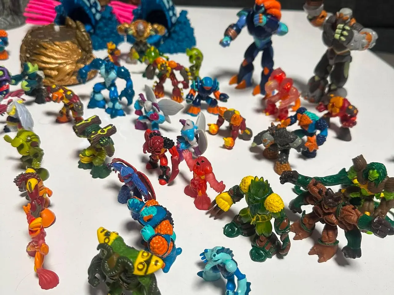 Billede 7 - Stor Gormiti-samling – 81 figurer + playsets 