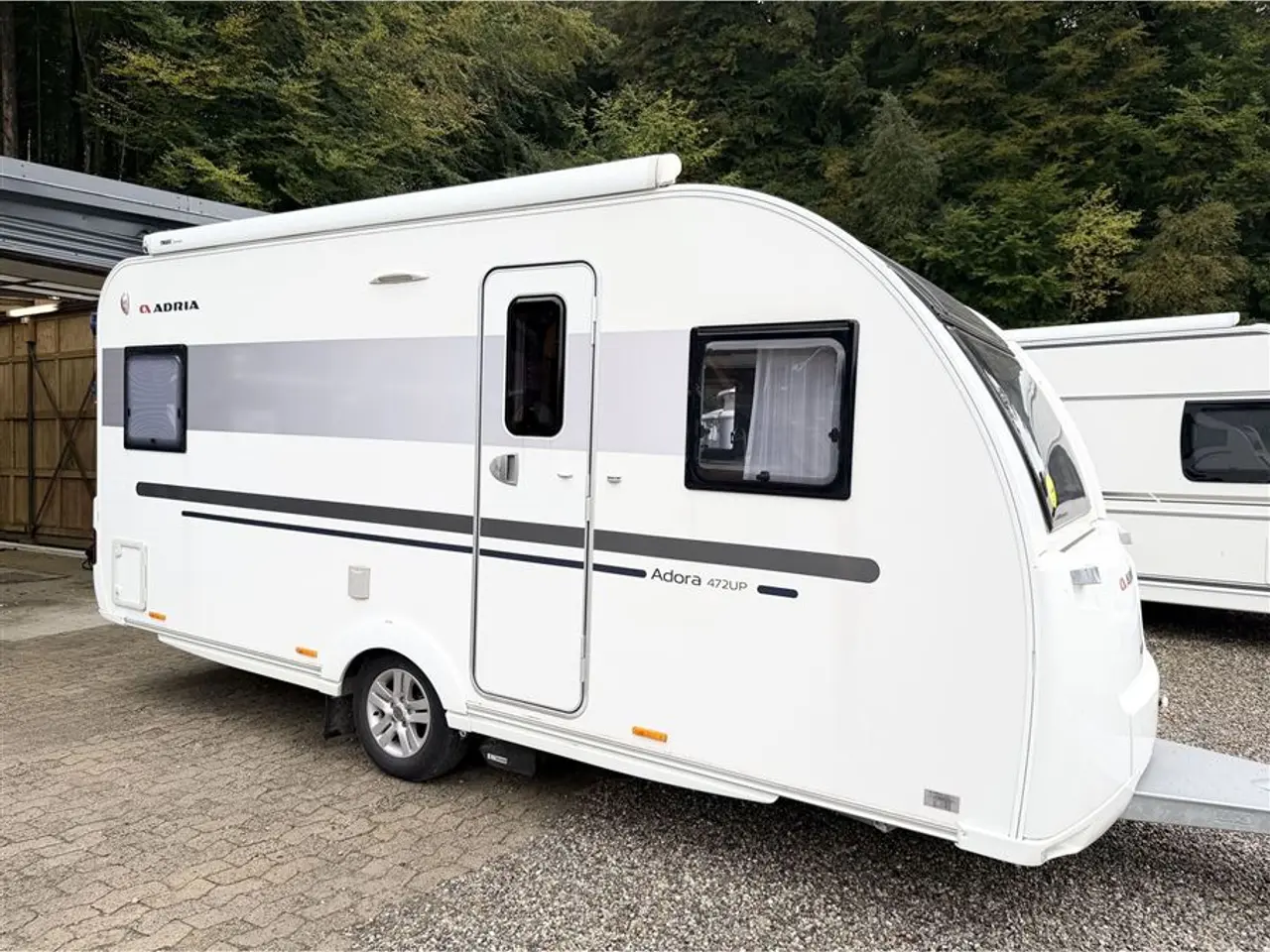 Billede 2 - 2020 - Adria Adora 472 UP   Fransk seng-Alde-Gulvtemp.-Mover-Fast markise