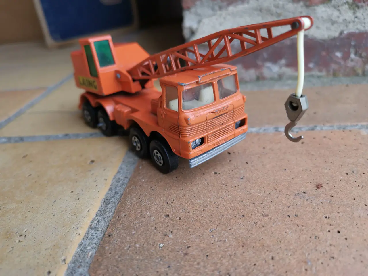 Billede 1 - Matchbox Mobile Crane K-12 Kranbil
