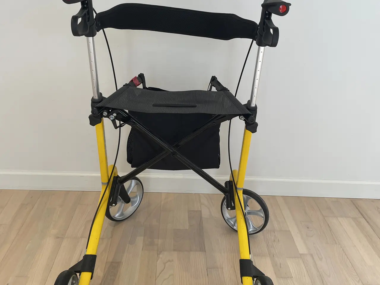 Billede 5 - Mobilex Gepard Carbon Fibre rollator, model 312403
