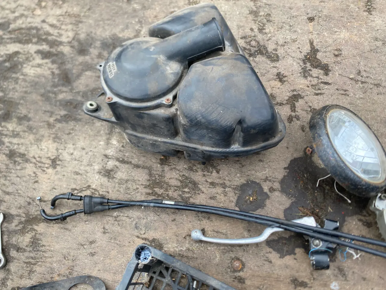 Billede 6 - Yamaha xj 600. To kasser reservedele 