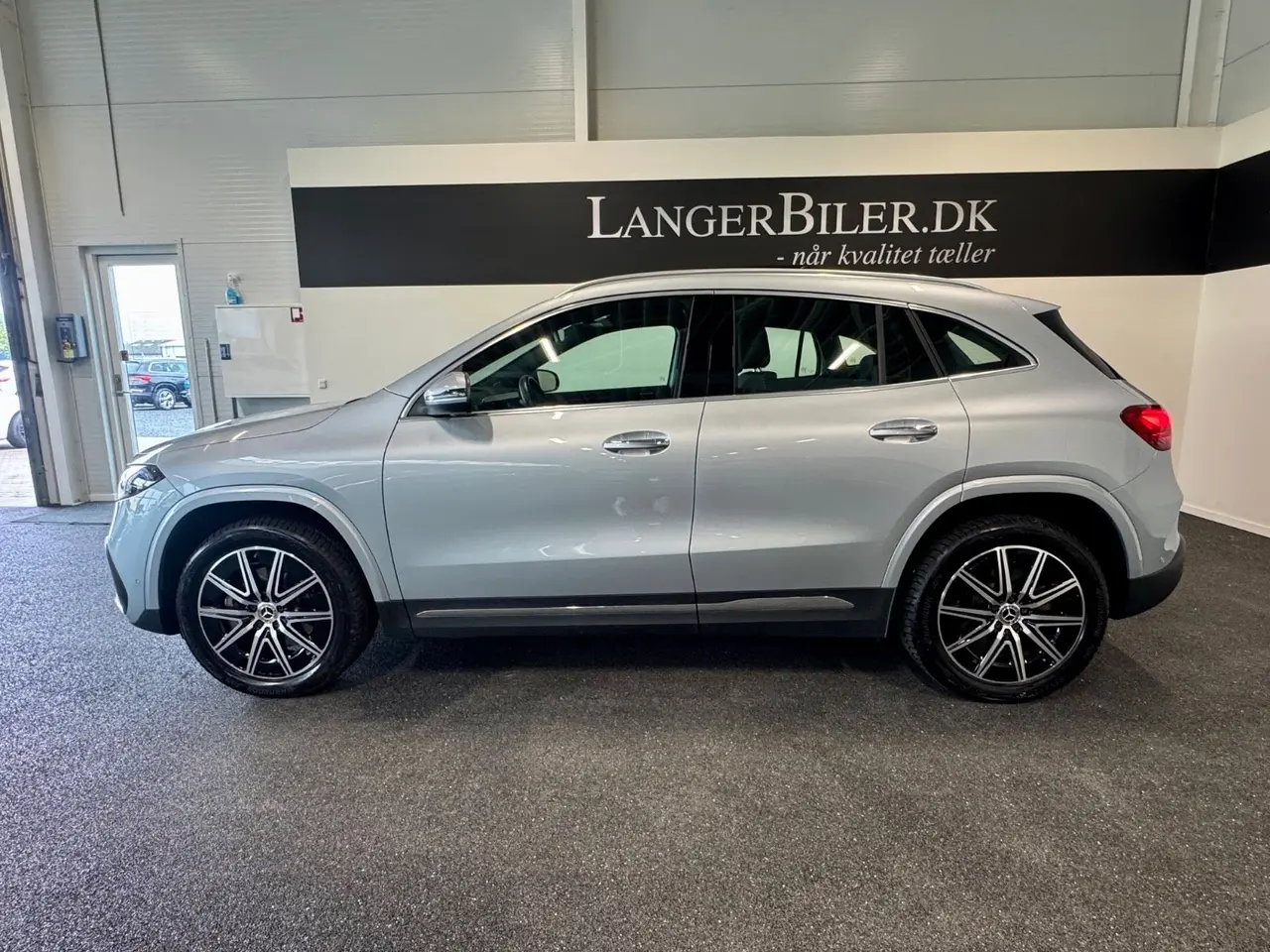Billede 2 - Mercedes EQA250+  AMG Line