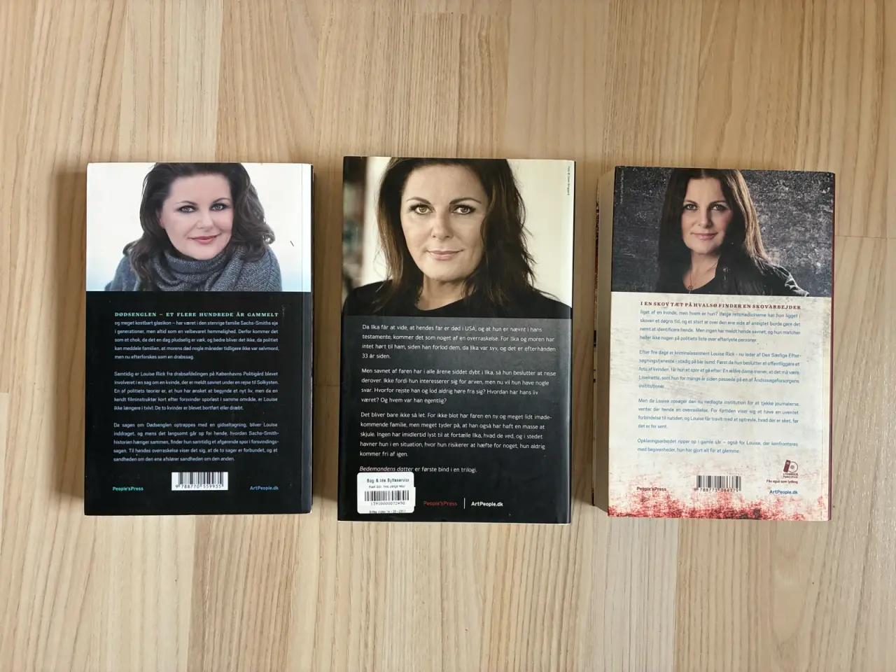 Billede 2 - Flere titler - Sara Blædel