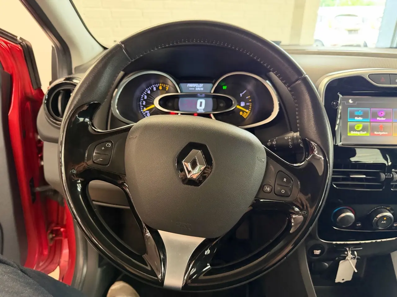 Billede 8 - Renault Clio 0,9 TCE Expression 90HK 5d