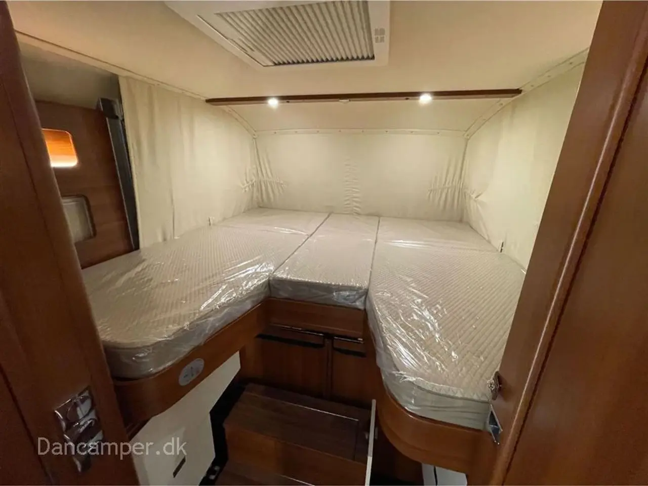 Billede 13 - 2025 - Carthago liner-for-two 53 L   Fabriksny luxuscamper