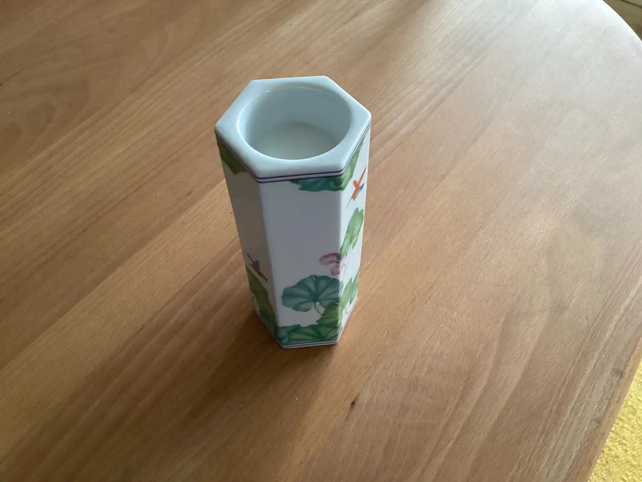 Billede 4 - Lysestage af porcelæn