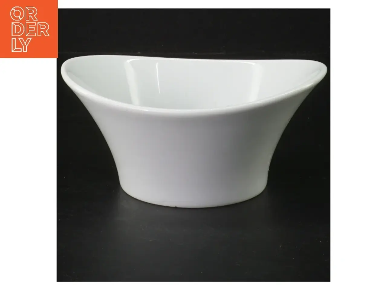 Billede 1 - Hvid porcelænsskål (str. Ø 16 cm)