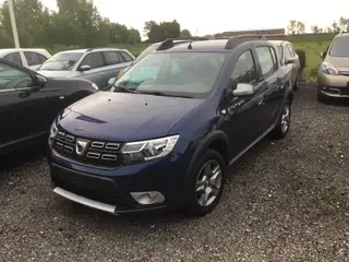 Dacia Sandero stepway 1,5 dci 95 hk står som ny