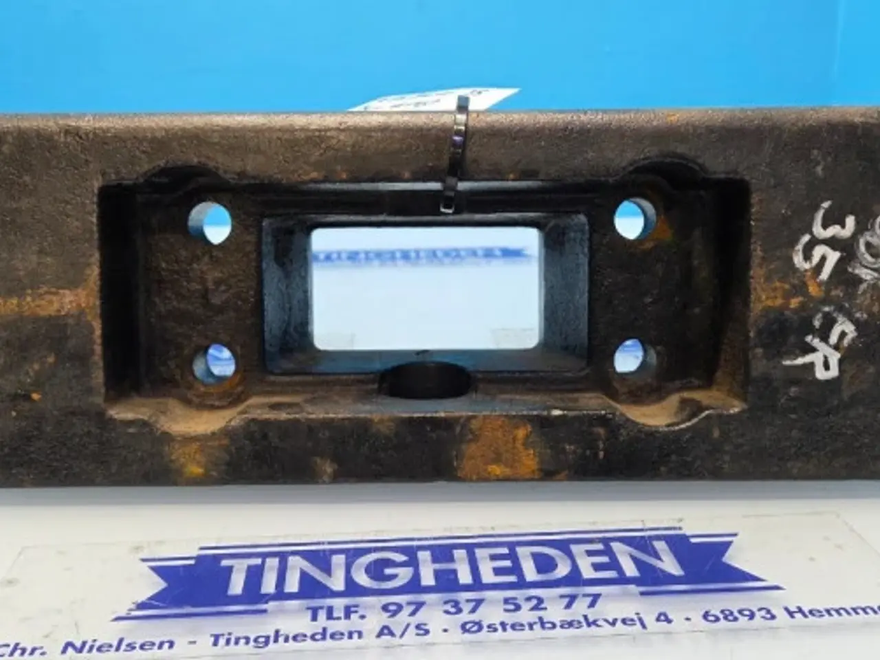 Billede 11 - New Holland Boomer 35 Vægt MT40006715