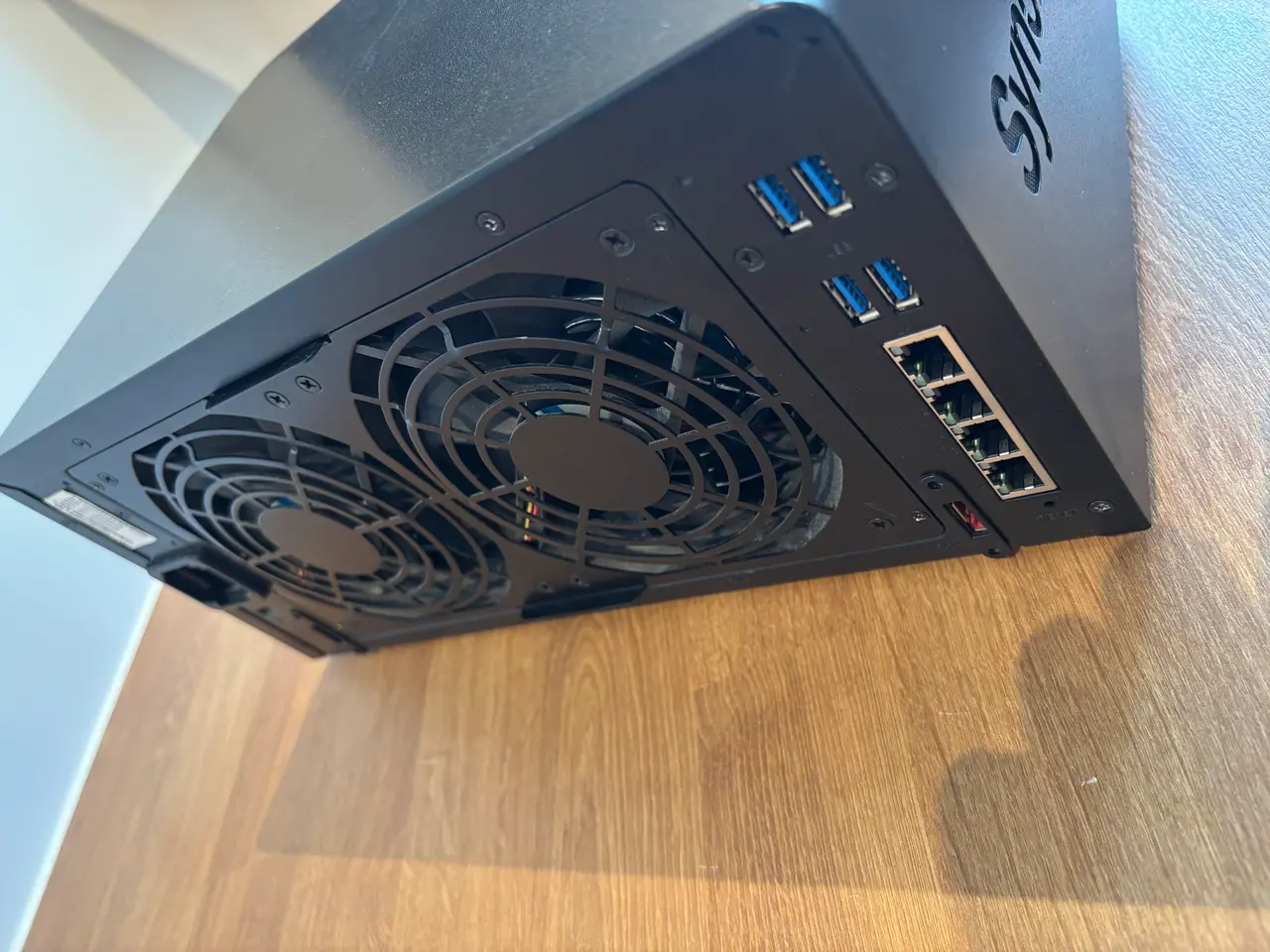 Billede 4 - Synology DiskStation DS1815+ 20 TB