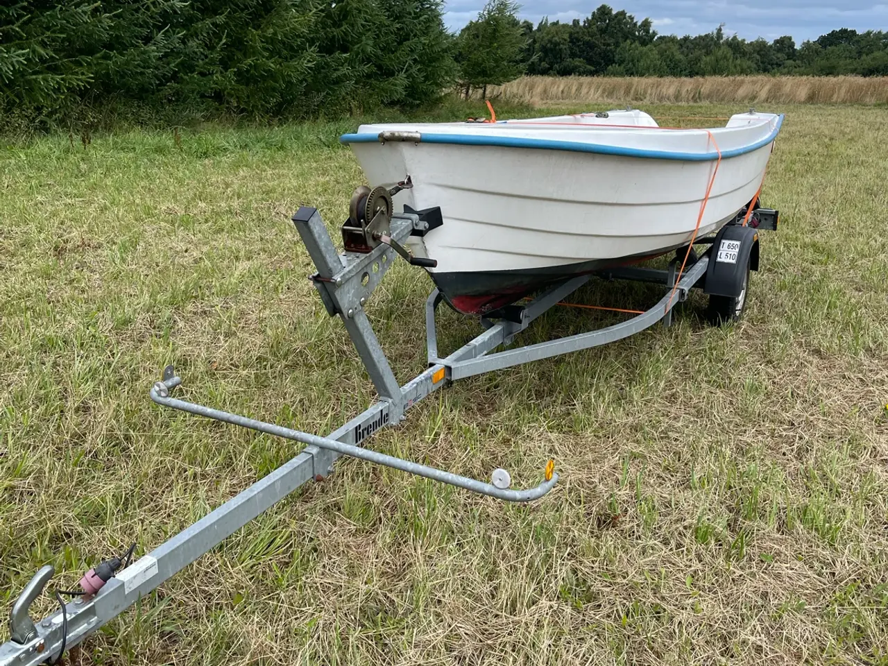 Billede 2 - Stor jolle med 15 hk bådmotor og indregistreret bå