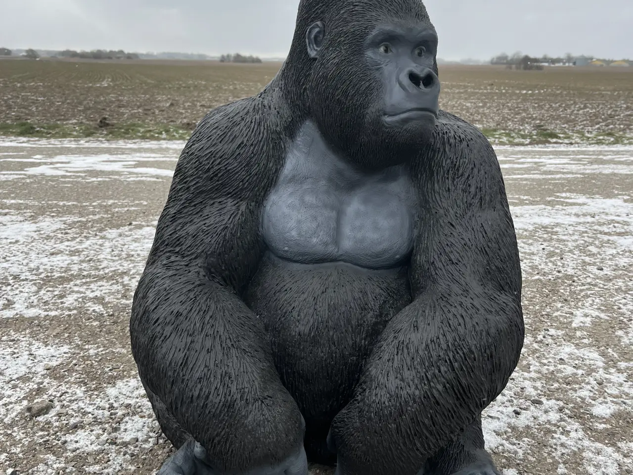 Billede 1 - Gorilla i plast polyester 