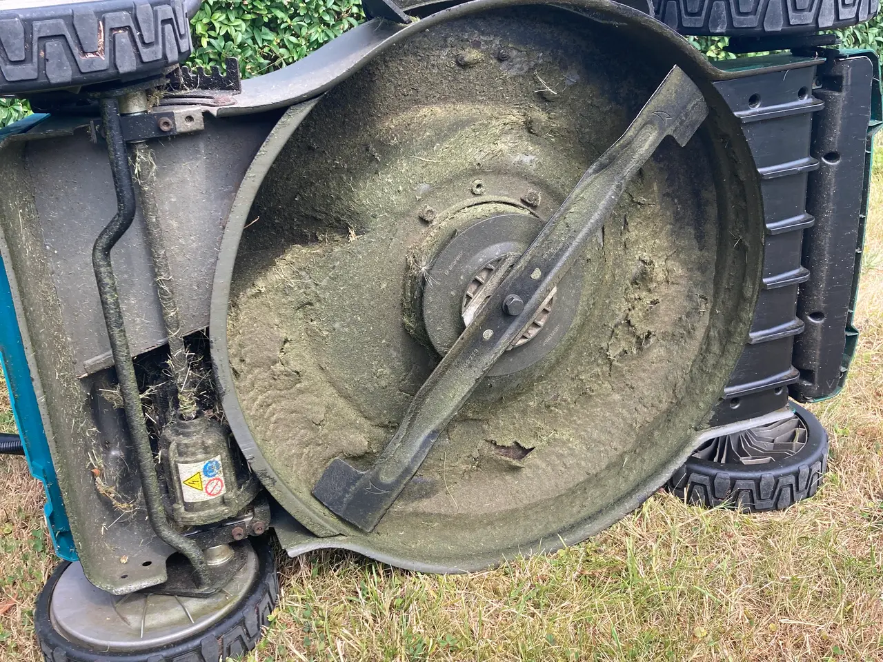 Billede 6 - Makita el-plæneklipper, 2 batterier og oplader