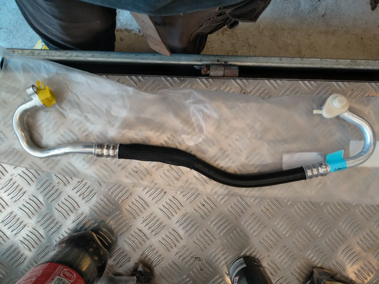 Billede 2 - Ford Focus aircondition rør
