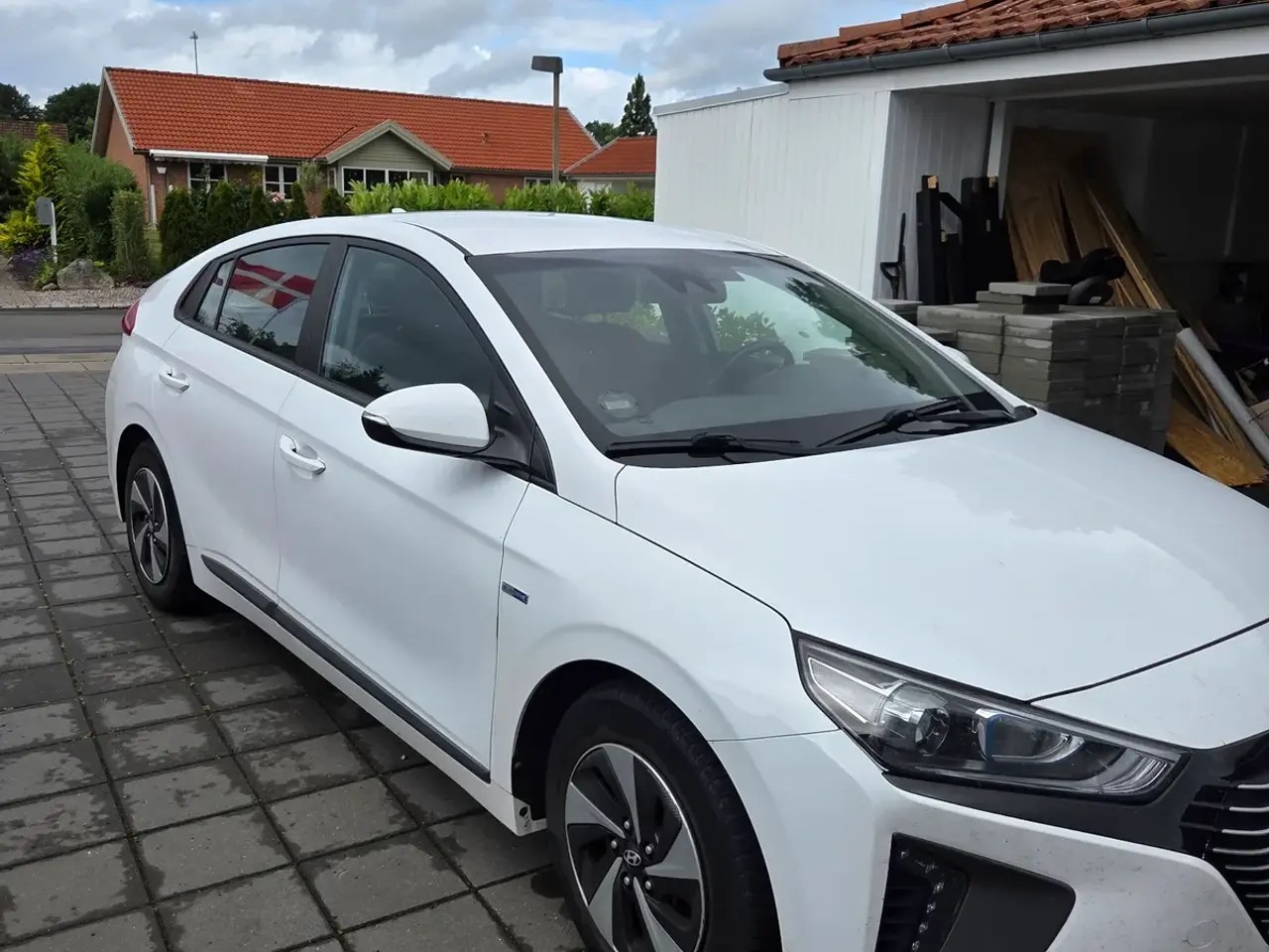 Billede 1 - Hyundai Ioniq 1,6 HEV Trend DCT