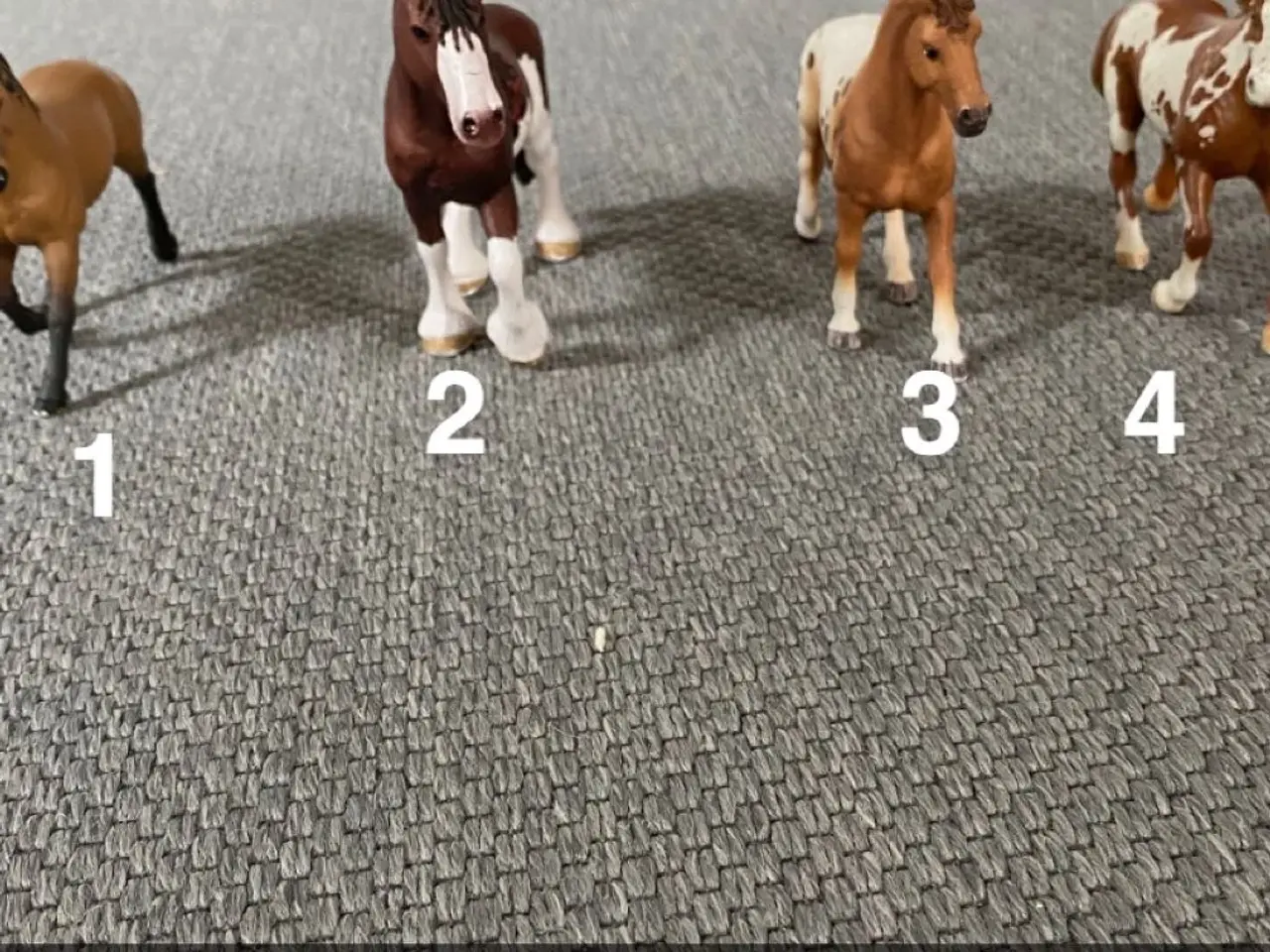Billede 2 - Lidt forskelligt schleich