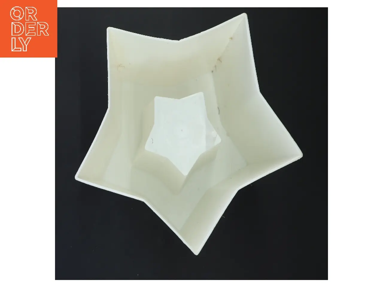Billede 2 - Hvid stjerneformet plastform 20x20 cm (str. 20x20 cm)