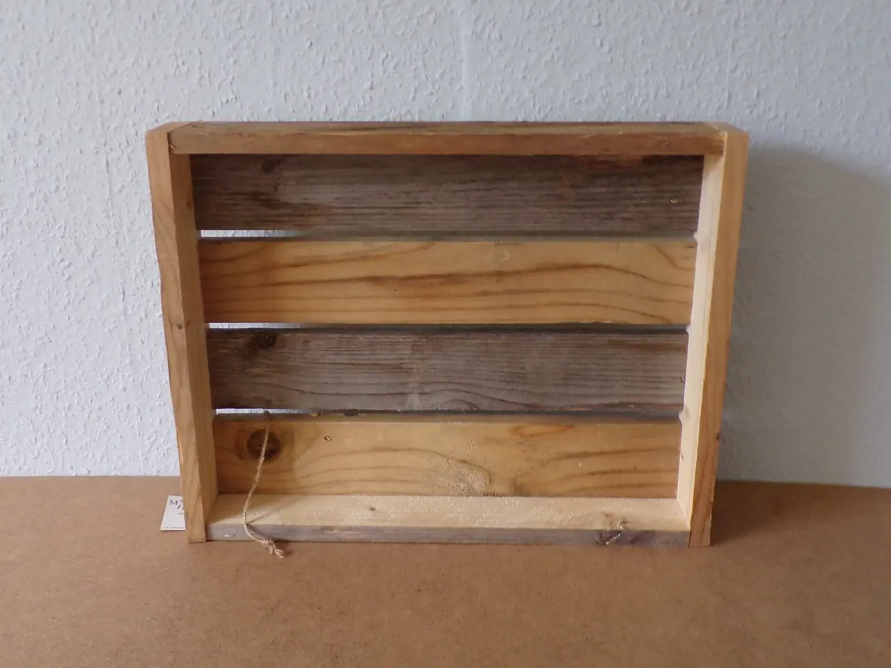 Billede 6 - Bakke i genbrugstræ med patina 45 x 35 cm