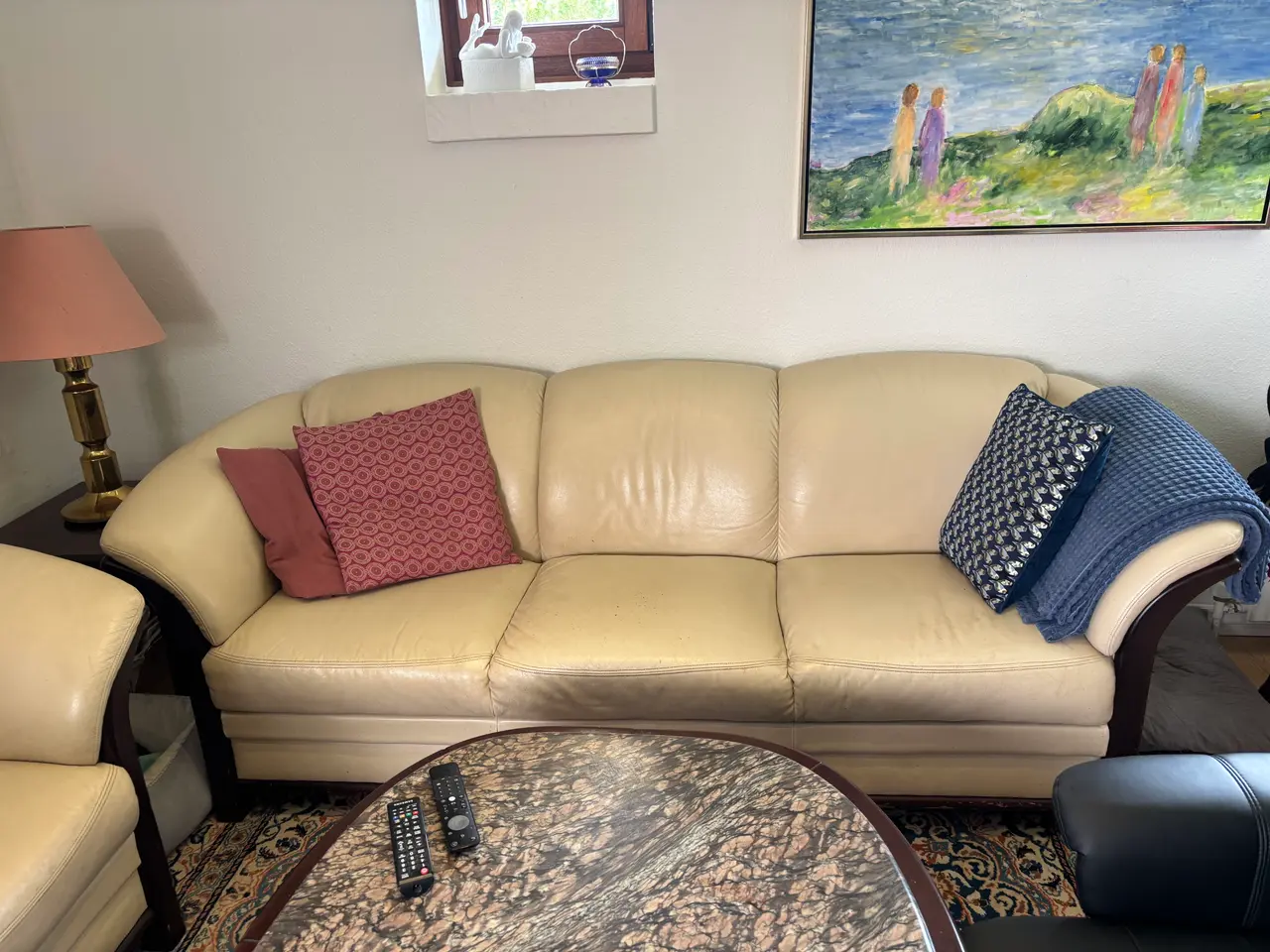 Billede 3 - Sofa sæt sælges i ægte læder. Farve beige.