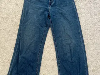 Only baggy pants