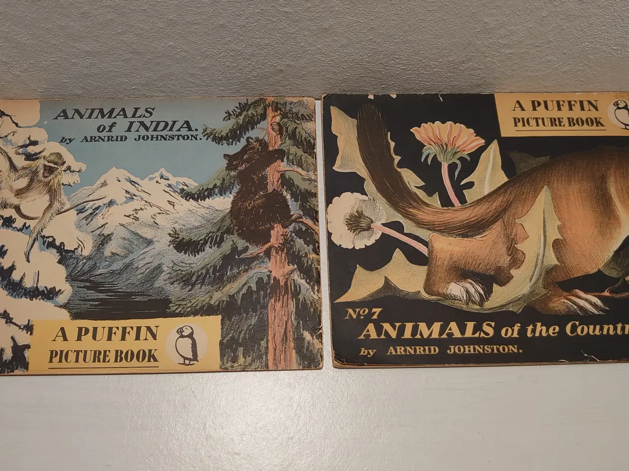 Billede 2 - Arnrid Johnston: 2 stk "A Puffin Picture Book" 