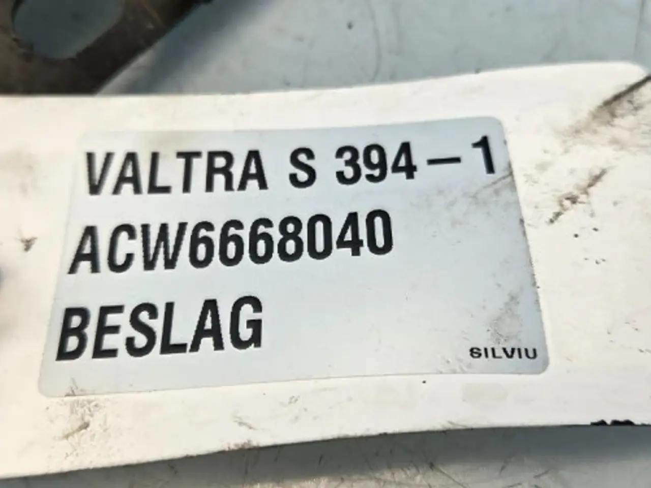 Billede 9 - Valtra  S394   Beslag   ACW6668040