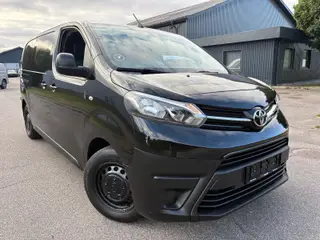 Toyota ProAce 2,0 D 120 Medium Comfort