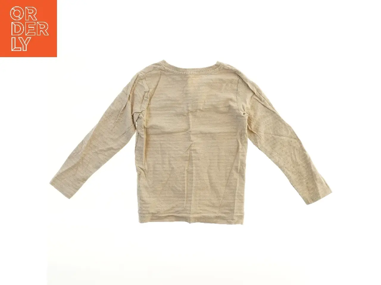 Billede 1 - Langærmet bluse med brystlomme fra Basic needs (str. 104)