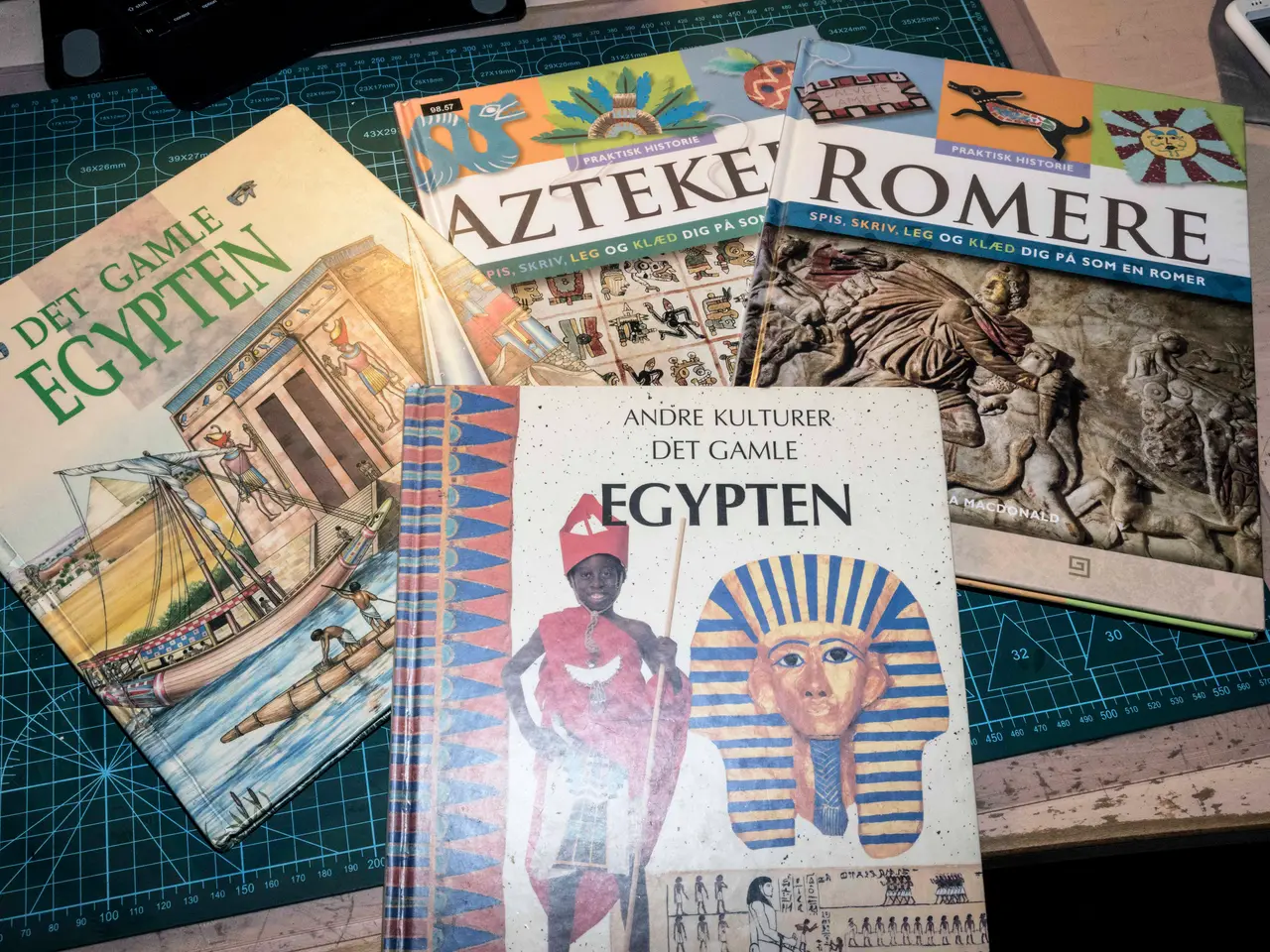 Billede 4 - Bøger - Lær historie om Romerne-Aztekerne m.m.