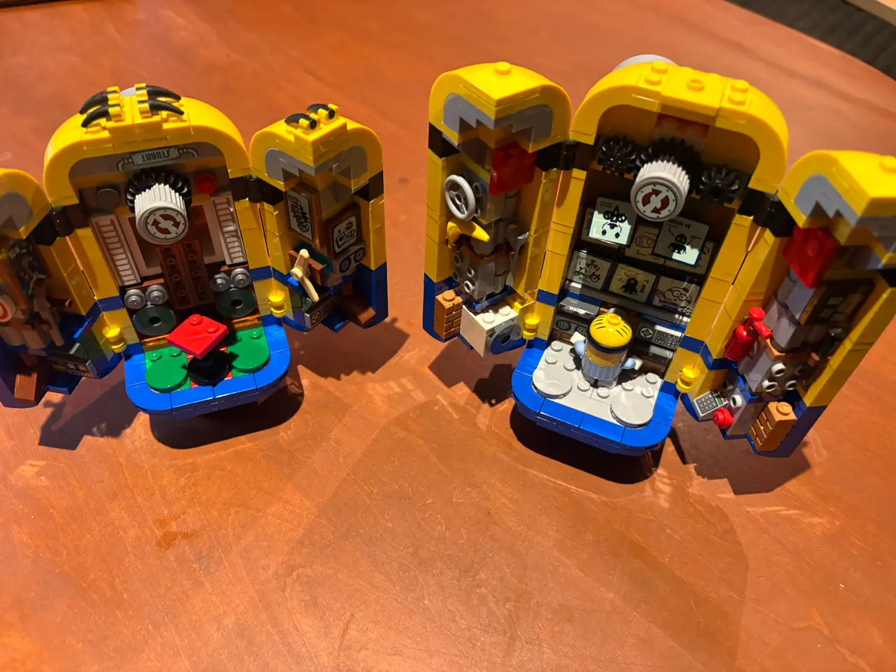 Billede 3 - LEGO 75551 Minions