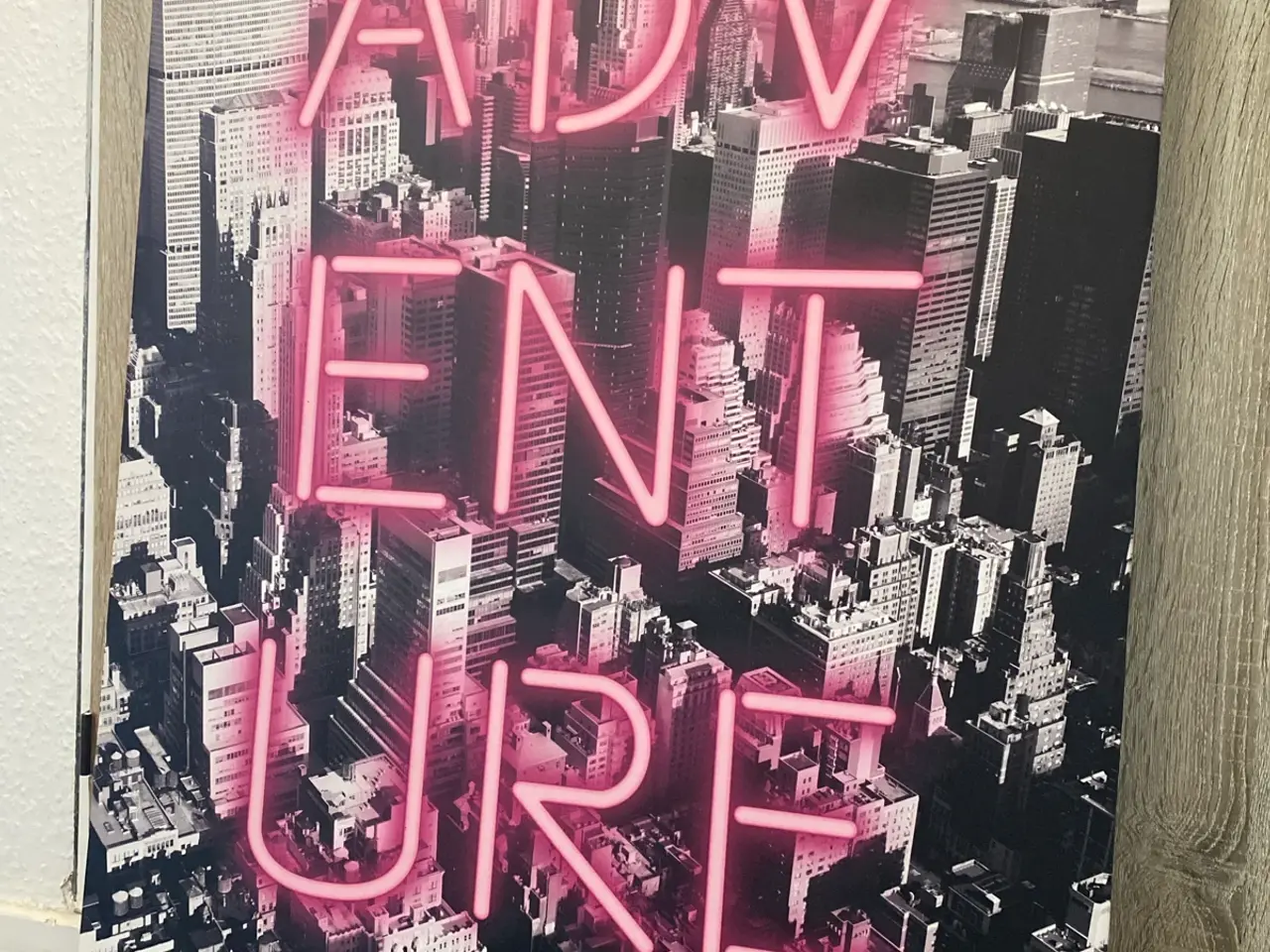 Billede 2 - Vægbillede med tekst “ADVENTURE”