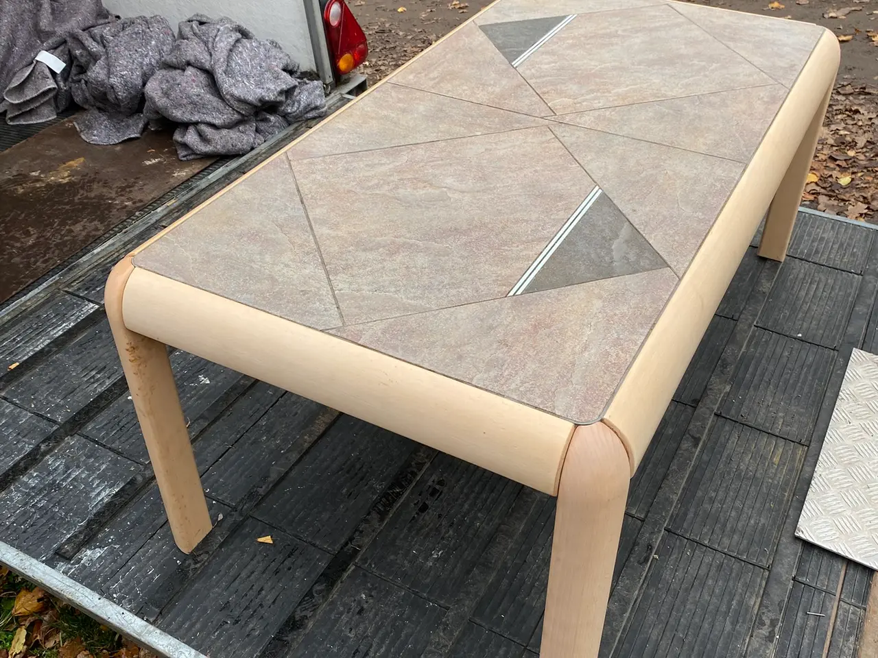 Billede 3 - SOFABORD OG SIDEBORD BØG/KAKLER
