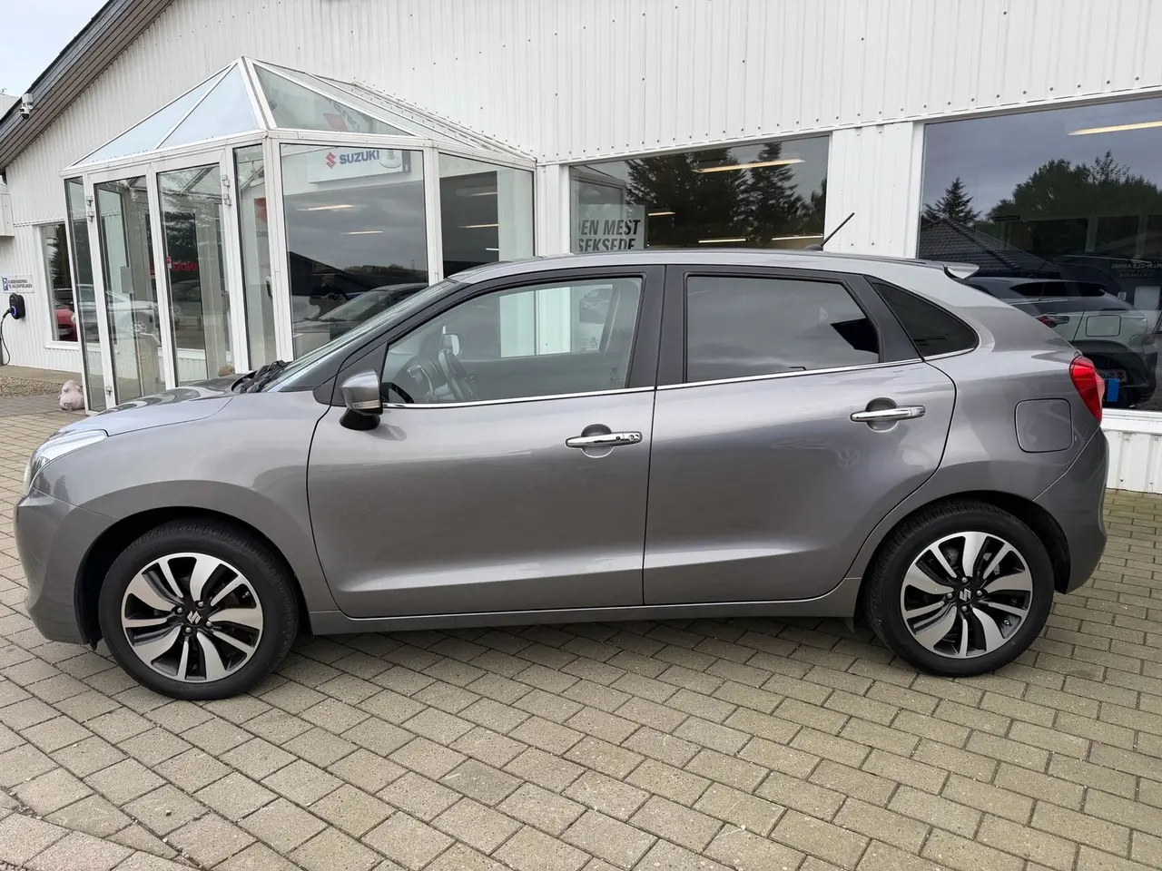 Billede 2 - Suzuki Baleno 1,2 Dualjet 16V Exclusive 90HK 5d