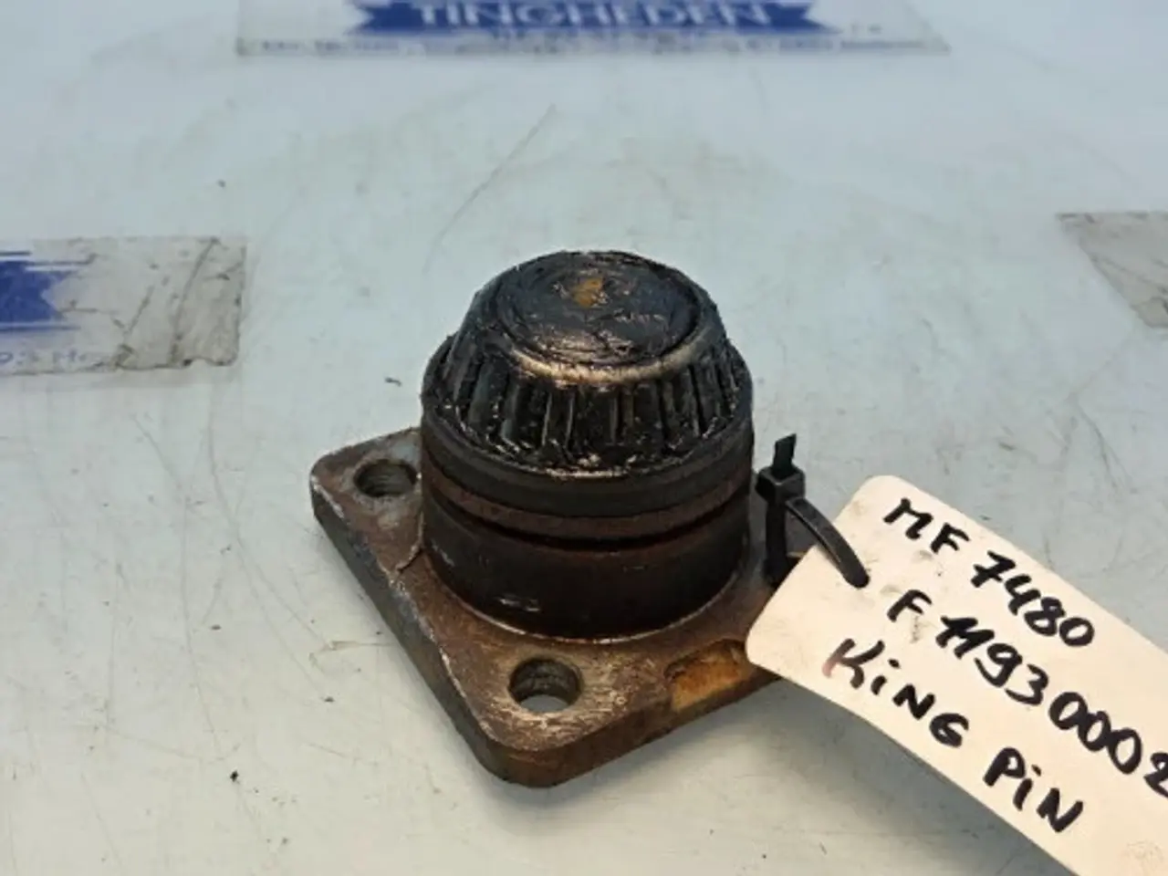 Billede 10 - Massey Ferguson 7480 Stift F119300020150