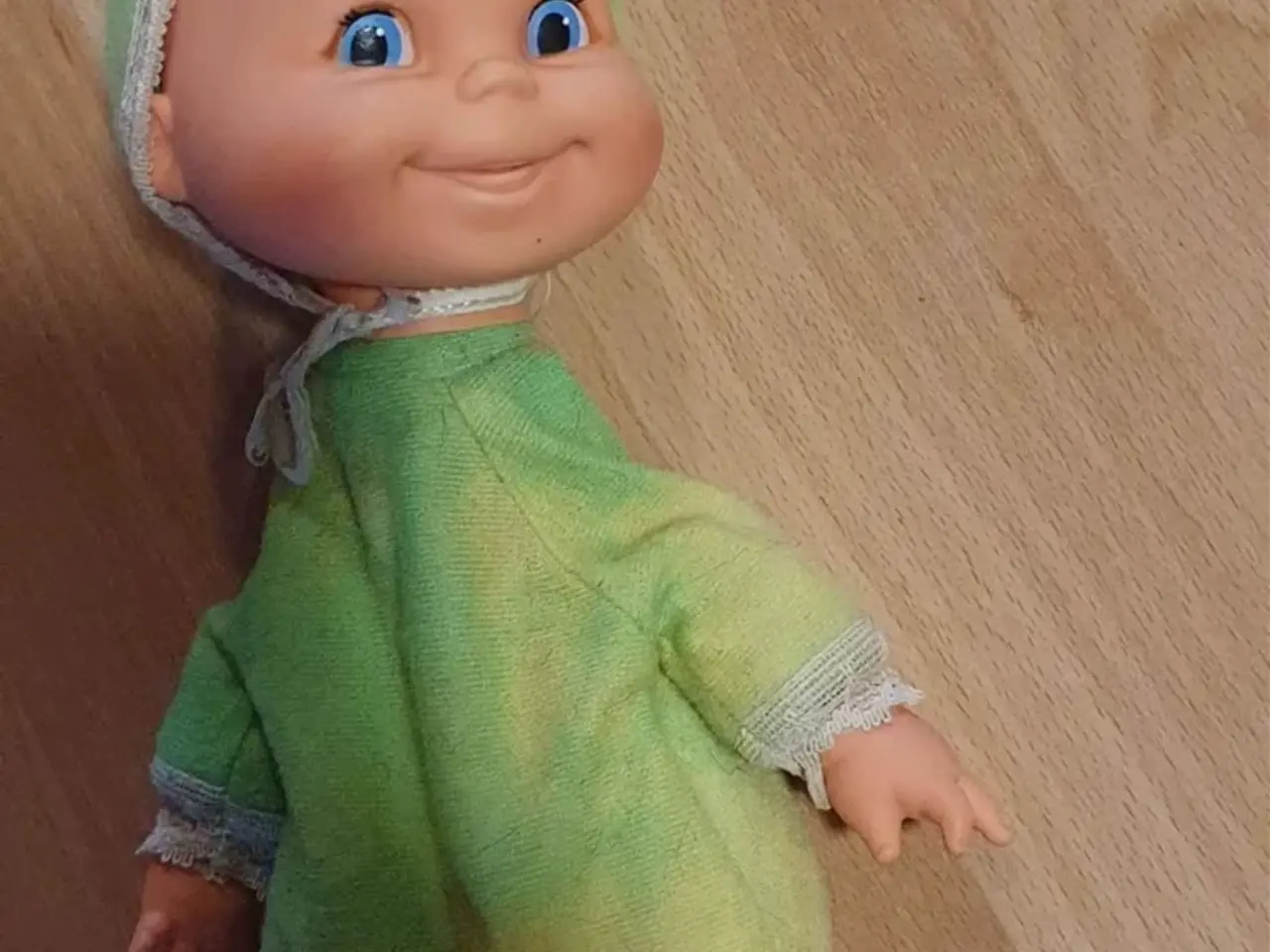 Billede 4 - Gamle dukker den ene er lavet af papmaché