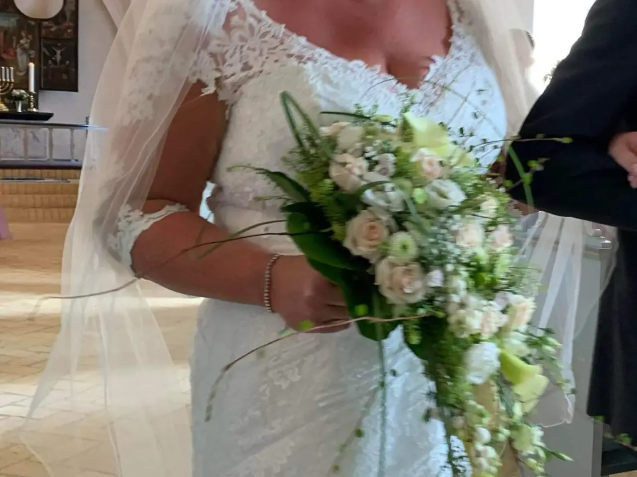 Billede 5 - Brudekjole fra Askepot og Valentino Justin