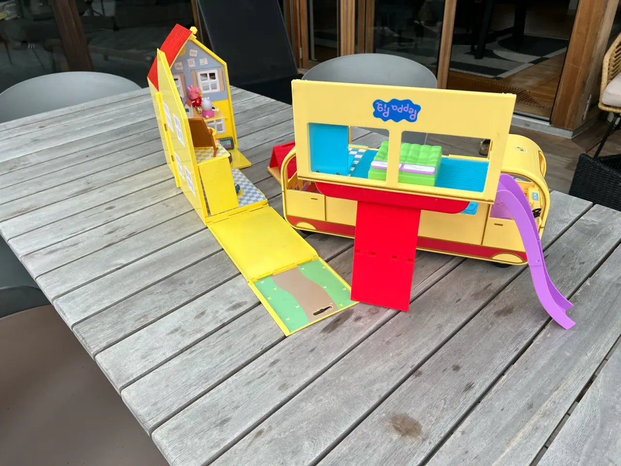 Billede 3 - Gurli Gris hus og Camping bus
