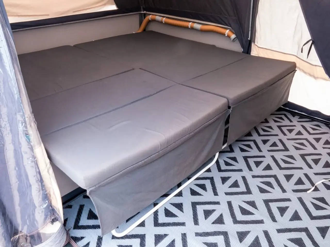 Billede 9 - Combi-camp Venezia fra 2004 med varme system
