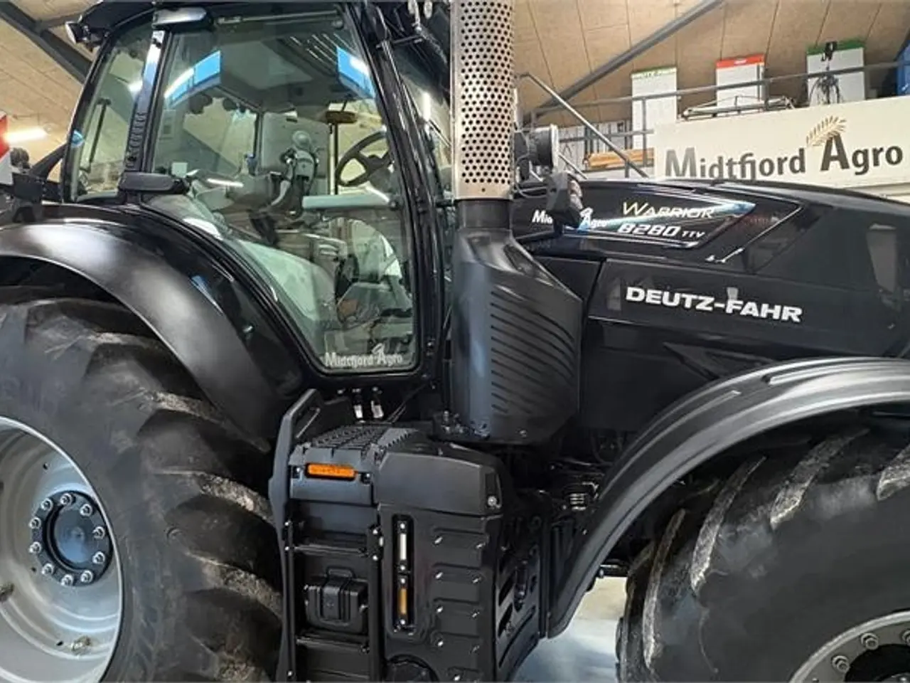 Billede 4 - Deutz-Fahr Agrotron 8280 TTV Stage V Warrior luksus
