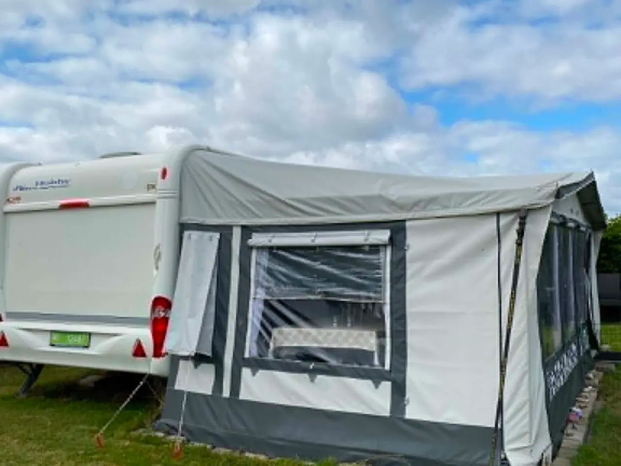 Billede 1 - Hobby Excellent 560 WLU campingvogn sælges
