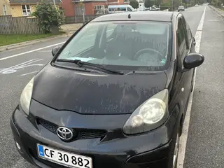 Toyota Aygo, 1.0, Benzin, årgang 2010