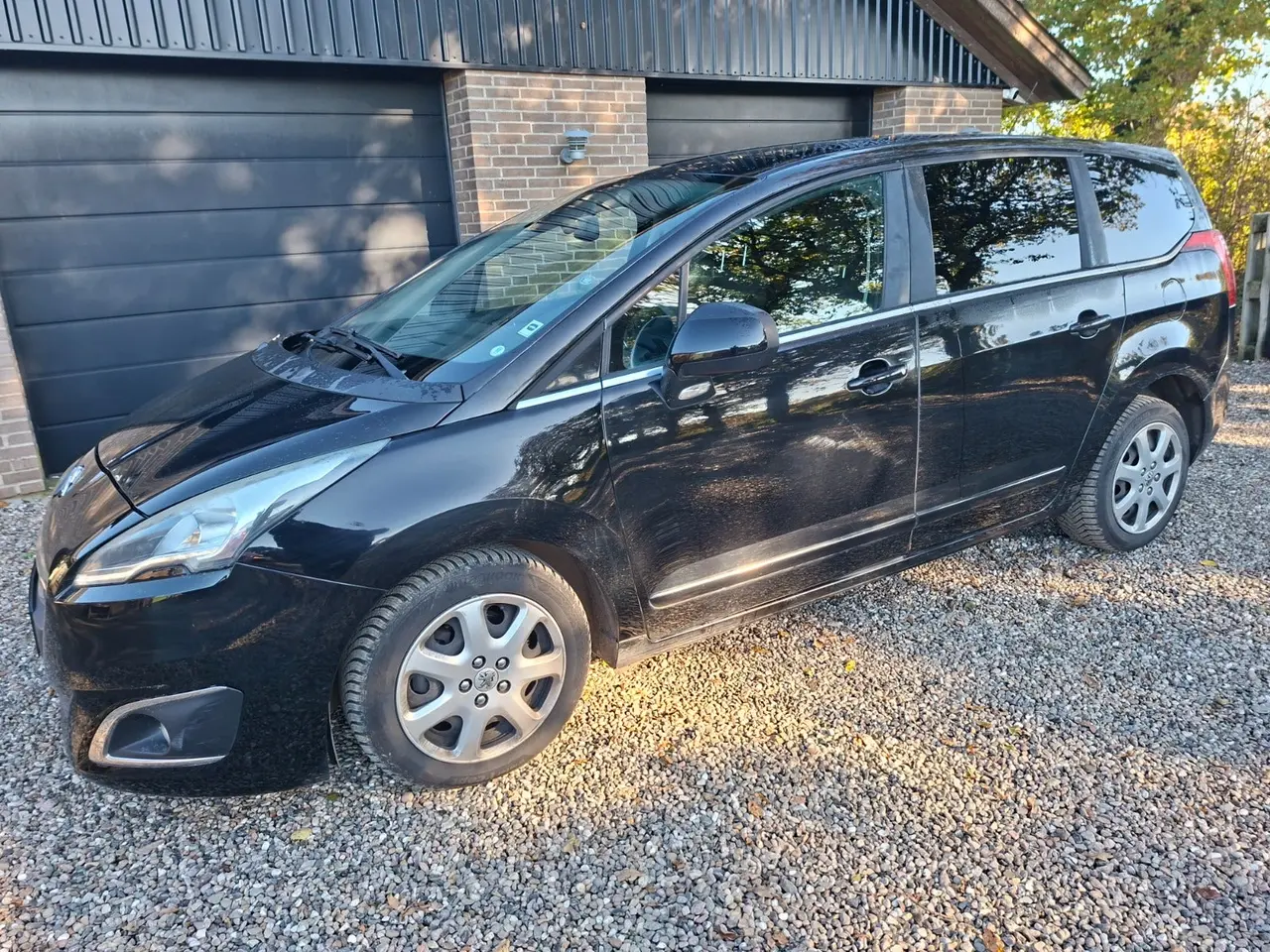 Billede 1 - Peugeot 5008 1,6 e-HDi 114 Style ESG Van