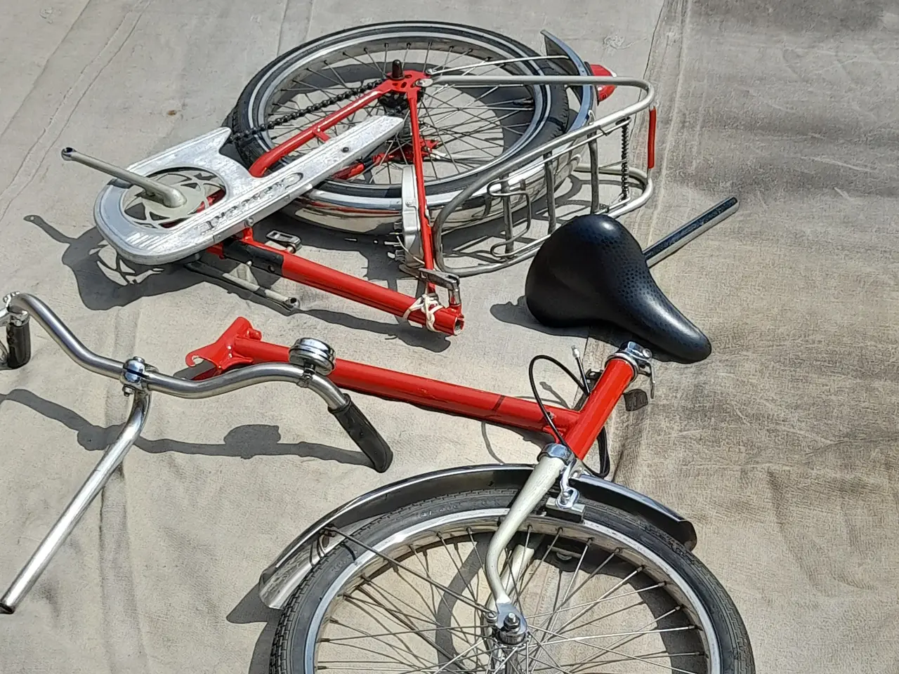 Billede 2 - Foldecykler 2 stk sælges. Samlet pris kr 2000