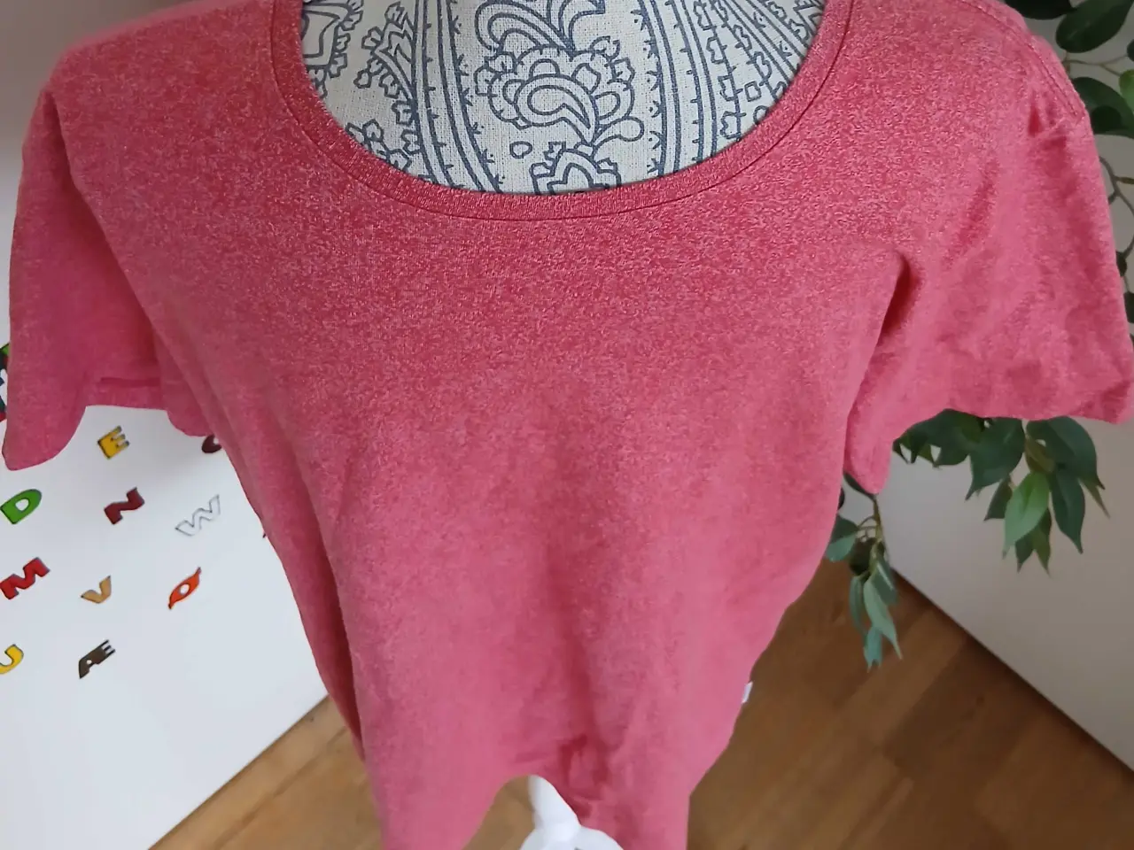 Billede 2 - T-shirt. Lindbergh. XL