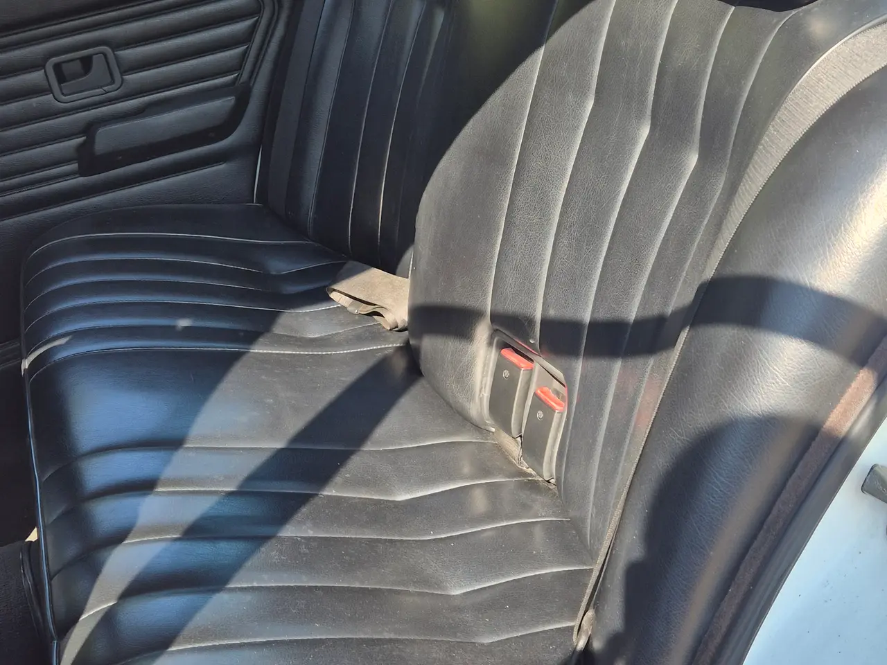 Billede 9 - BMW E30 højre styret med papir 