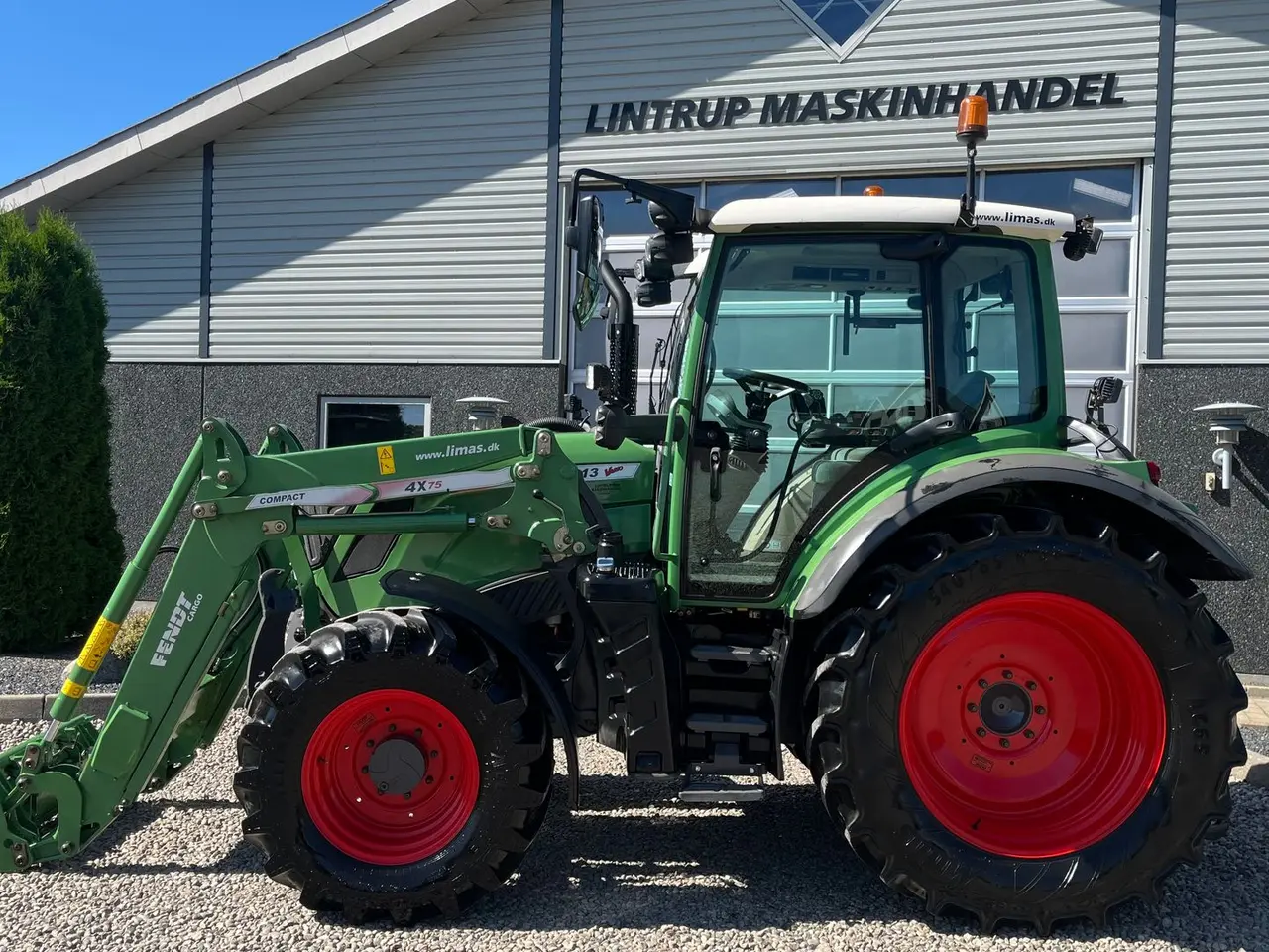 Billede 12 - Fendt 313 VARIO Med frontlift og frontlæsser