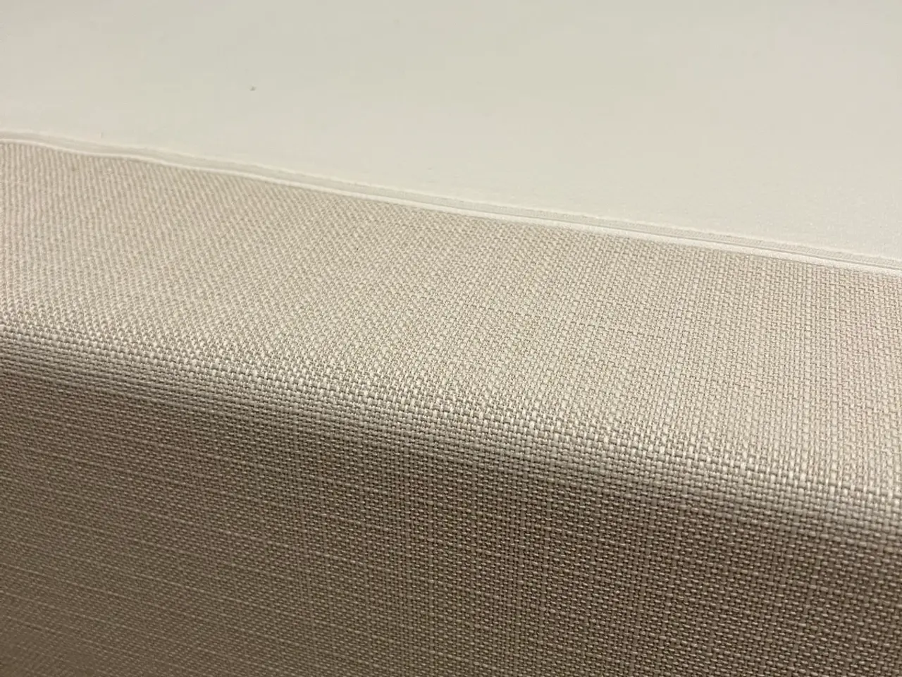 Billede 5 - Seng i beige