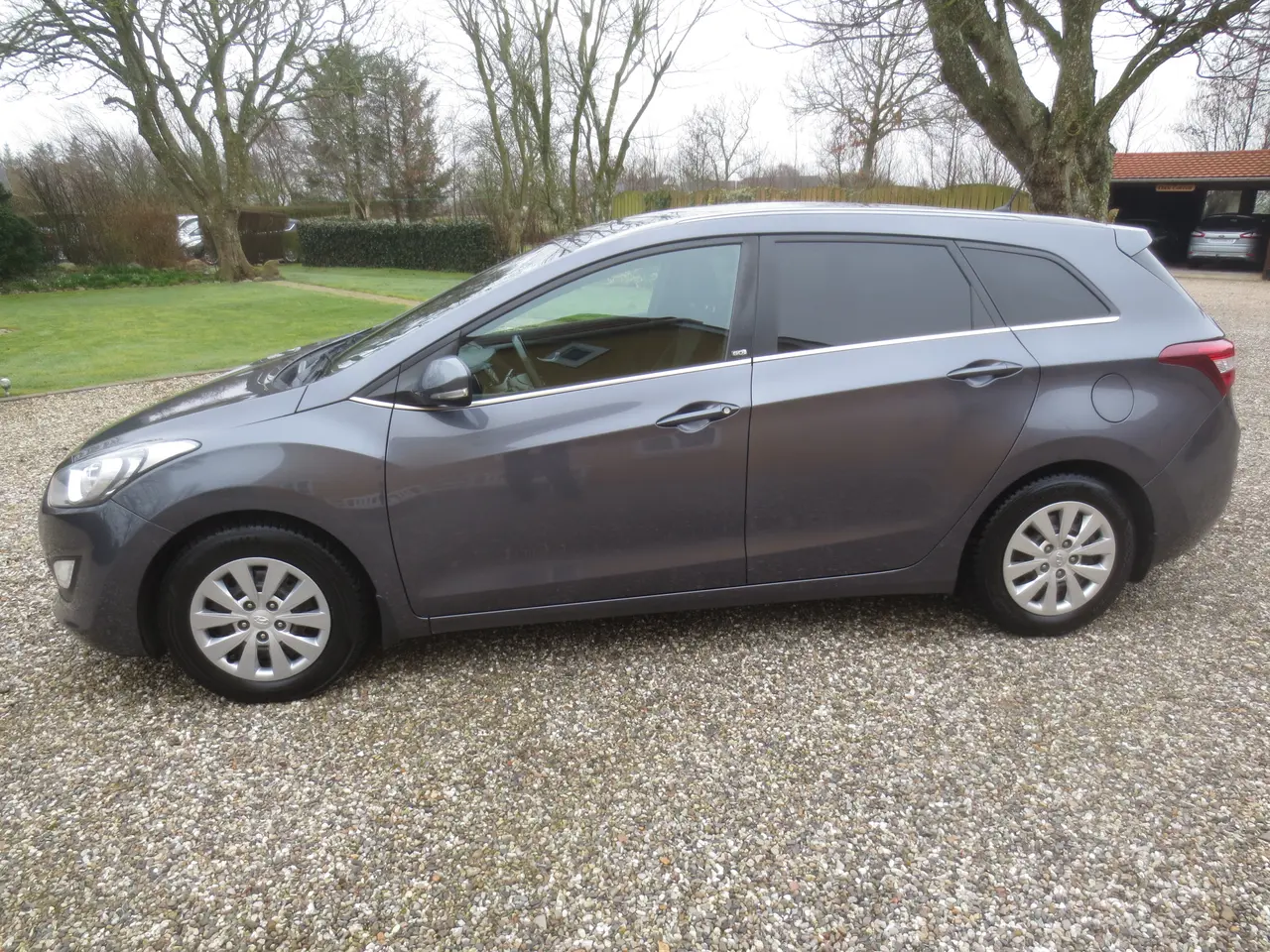Billede 11 - Pæn Hyundai i 30 1.6 CD Stc År 16