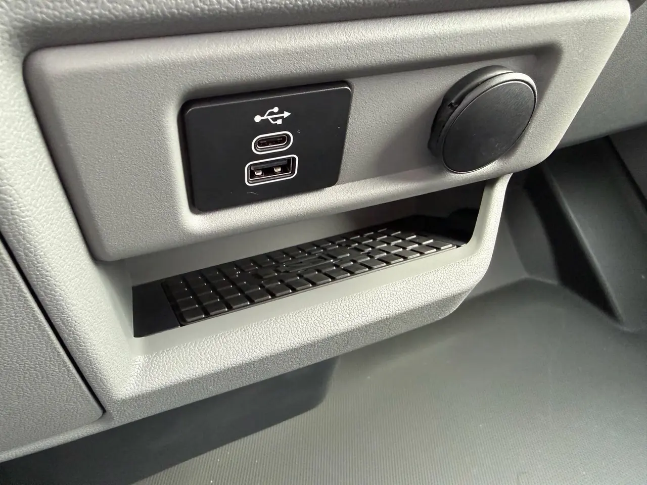 Billede 20 - Ford E-Transit Custom 320 L1 64 Limited