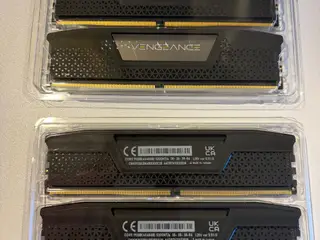 Vengeance DDR5 RAM 192 GB 5200 MT/s